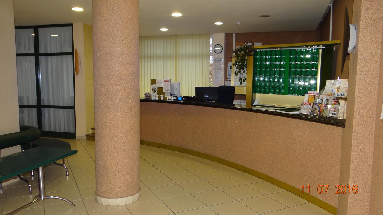 Hotel Gwarek Bad Kudowa Exterior foto